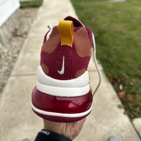 Nike Air Max 270 React (WORN ONCE) minor scuffs - Picture 5 of 14